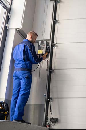Smooth Secure Garage Door